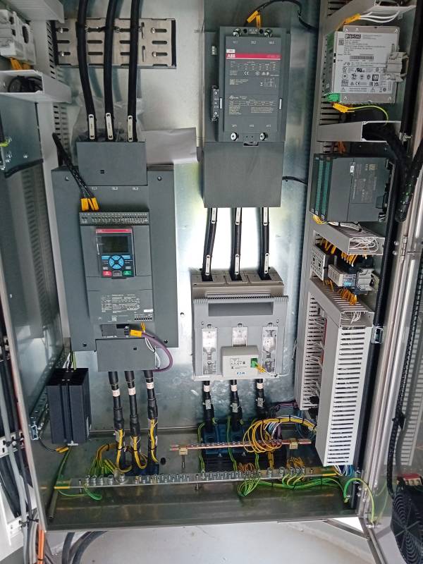 Technip – Deep Discoverer – Crane Soft Starter Installation Main Photo